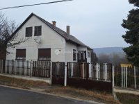 Eladó családi ház, Kisnémediben 59.9 M Ft, 5 szobás