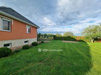 Eladó családi ház, Bakonyszentlászlón 117 M Ft, 4 szobás