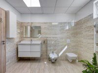 Eladó családi ház, Velencén 144 M Ft, 6 szobás