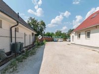 Eladó családi ház, Vecsésen 144 M Ft, 5+1 szobás