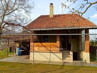 Eladó nyaraló, Tiszajenőn 26.99 M Ft, 2 szobás
