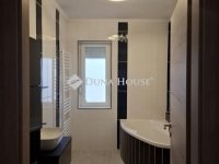 Eladó téglalakás, Szekszárdon 45.5 M Ft, 2 szobás