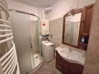 Eladó téglalakás, Szegeden 99 M Ft, 4 szobás