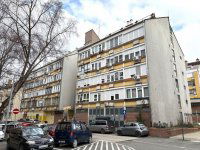 Eladó téglalakás, Esztergomban 35.9 M Ft, 1 szobás