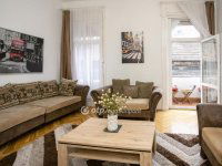 Eladó téglalakás, VIII. kerületben 140 M Ft, 3 szobás