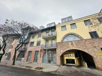 Kiadó garázs, Szolnokon, Sóház utcában 30 E Ft / hó