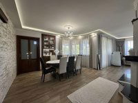 Eladó családi ház, Kecskeméten 224.9 M Ft, 7 szobás