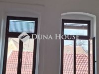 Eladó téglalakás, Pécsett 62.99 M Ft, 3 szobás