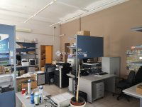 Kiadó üzlethelyiség