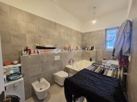 Eladó családi ház, Budajenőn 360 M Ft, 5 szobás