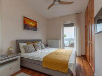 Eladó nyaraló, III. kerületben 209 M Ft, 3 szobás