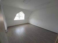 Kiadó iroda, Kecskeméten, Széchenyi téren 59 E Ft / hó