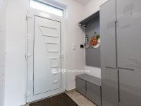 Eladó ikerház, Balatonvilágoson 240 M Ft, 5+1 szobás