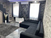 Eladó családi ház, XV. kerületben 199.9 M Ft, 7 szobás