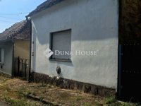 Eladó családi ház, Pécsett 19.9 M Ft, 5 szobás