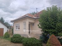 Eladó családi ház, Karácsondon 22 M Ft, 3+2 szobás