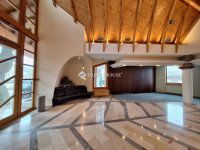 Eladó családi ház, Villányban 130 M Ft, 5 szobás