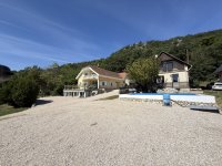 Eladó családi ház, Csákváron 248 M Ft, 7 szobás