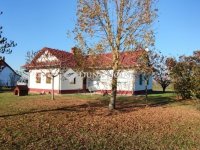 Eladó családi ház, Cegléden 79.99 M Ft, 3 szobás