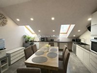 Eladó téglalakás, Debrecenben 72 M Ft, 3 szobás