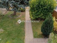 Eladó családi ház, Szigetcsépen 109.9 M Ft, 3 szobás