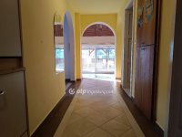 Eladó családi ház, Solymáron 169 M Ft, 6 szobás