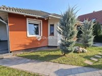 Eladó családi ház, Dunaharasztin 130 M Ft, 4 szobás