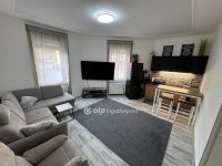 Eladó téglalakás, Cegléden 44.9 M Ft, 1 szobás