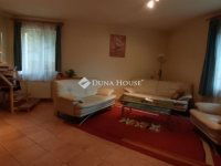 Eladó családi ház, XVI. kerületben 210 M Ft, 7 szobás