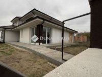 Eladó ikerház, Gödön 120 M Ft, 4 szobás / költözzbe.hu