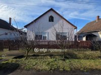 Eladó családi ház, Kabán 36 M Ft, 3 szobás