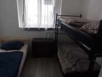 Kiadó téglalakás, albérlet, Gödön 650 E Ft / hó, 4 szobás