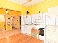 Eladó családi ház, Veszprémben 79.9 M Ft, 3+1 szobás