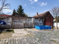 Eladó családi ház, Szegeden 72 M Ft, 3 szobás