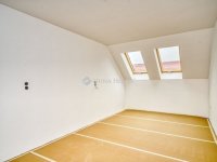 Eladó ikerház, XVIII. kerületben 135.5 M Ft, 5 szobás