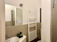 Eladó téglalakás, VI. kerületben 150 M Ft, 4 szobás