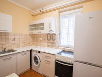 Eladó téglalakás, Szekszárdon 35.5 M Ft, 2 szobás