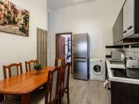 Eladó téglalakás, VI. kerületben 129.9 M Ft, 3 szobás