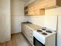 Eladó panellakás, Tatabányán 39 M Ft, 2 szobás