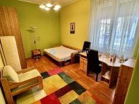 Eladó téglalakás, V. kerületben 102.5 M Ft, 2 szobás