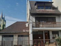 Eladó családi ház