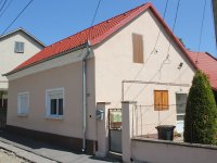 Eladó családi ház, Csornán 35.99 M Ft, 2 szobás