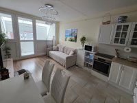 Eladó panellakás, Pécsett 47.5 M Ft, 2+1 szobás