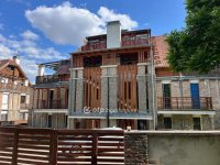 Eladó téglalakás, III. kerületben 321 M Ft, 4+1 szobás