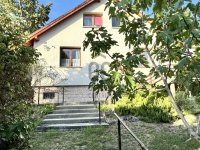 Eladó családi ház, Szentendrén 150 M Ft, 4 szobás