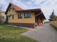 Eladó családi ház, Alsónémediben 155 M Ft, 5 szobás