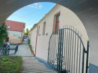 Eladó téglalakás, Tatán 219.9 M Ft, 4 szobás