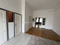 Eladó téglalakás, Pécsett 39.9 M Ft, 2 szobás