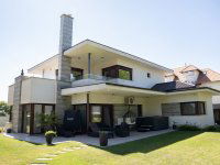 Eladó családi ház, Bicskén 285 M Ft, 5 szobás