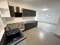 Eladó családi ház, Előszálláson 65 M Ft, 3 szobás